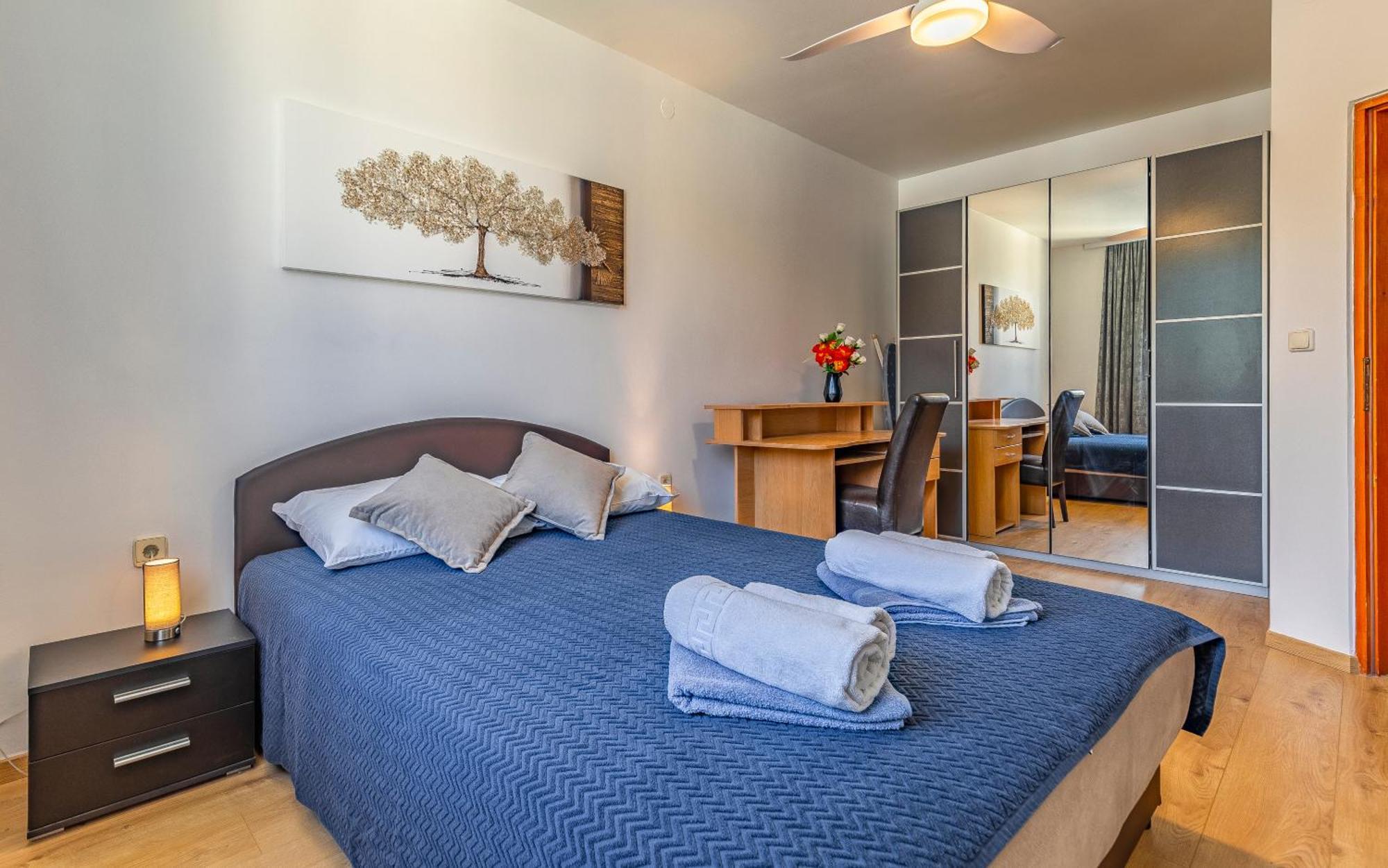All Seasons Apartment PUY Eksteriør bilde