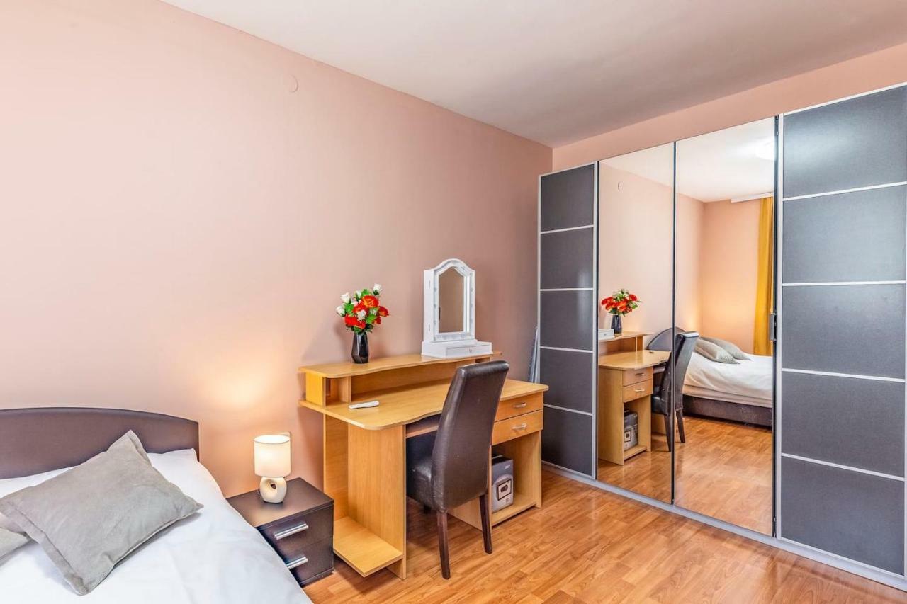 All Seasons Apartment PUY Eksteriør bilde